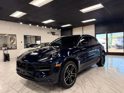 2021 Porsche Macan S AWD photo