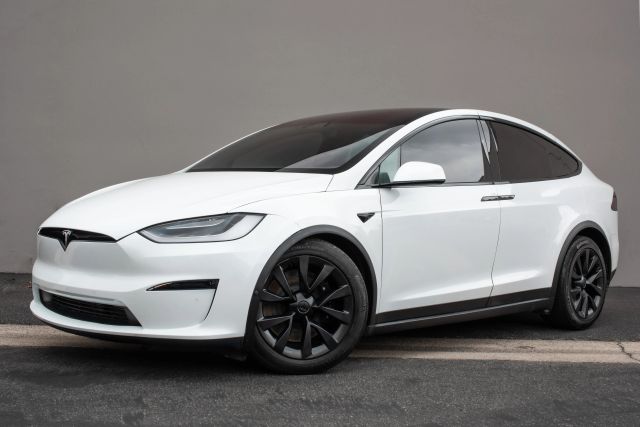 2022 Tesla Model X  AWD photo