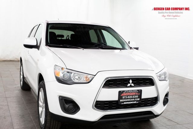 2015 Mitsubishi Outlander Sport ES 4WD photo