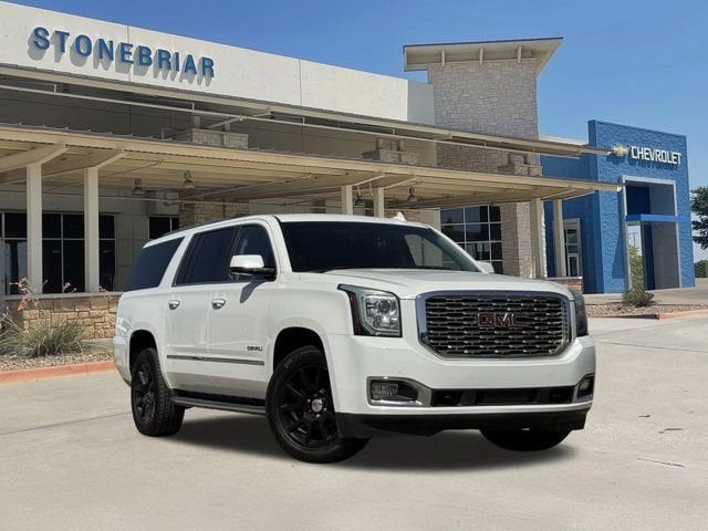 2019 GMC Yukon XL Denali RWD photo