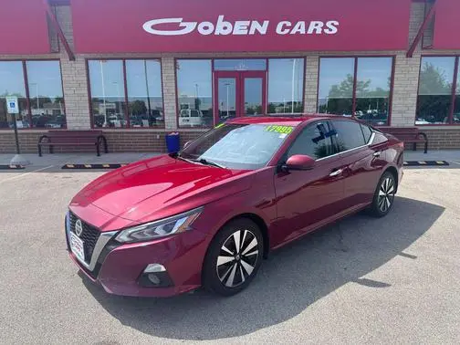 2020 Nissan Altima 2.5 SV AWD photo