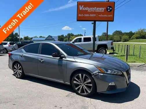 2019 Nissan Altima 2.5 SR FWD photo