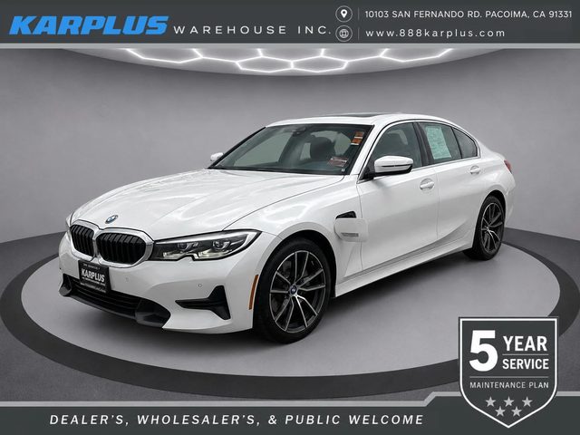 2022 BMW 3 Series 330e RWD photo
