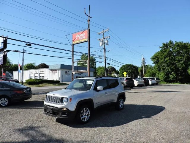 2015 Jeep Renegade Latitude 4WD photo