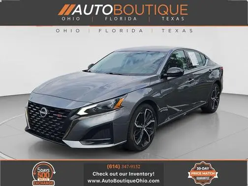 2023 Nissan Altima 2.5 SR AWD photo