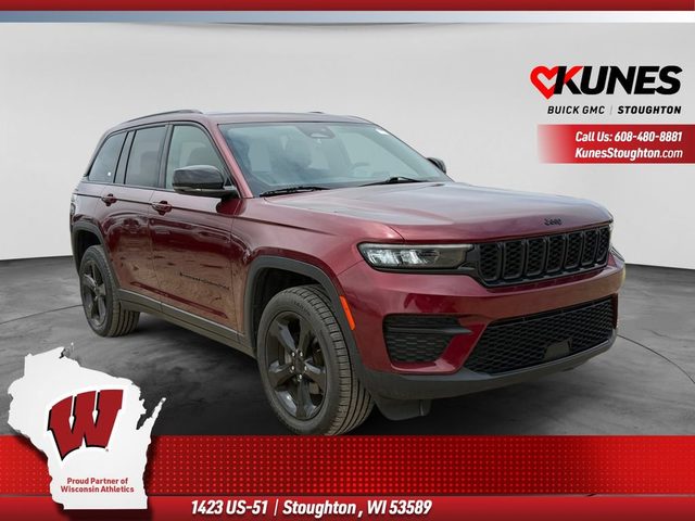 2023 Jeep Grand Cherokee Altitude 4WD photo