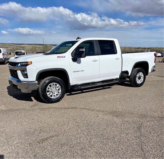 2023 Chevrolet Silverado 2500HD LT 4WD photo