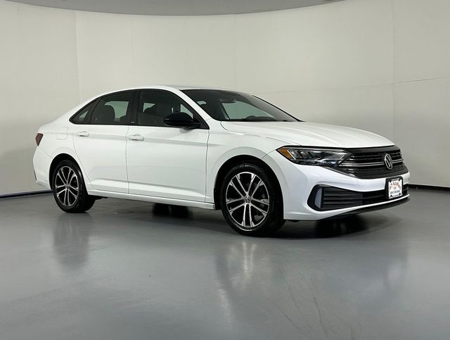 2023 Volkswagen Jetta Sport FWD photo
