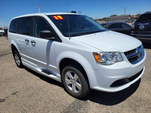 2019 Dodge Grand Caravan SE FWD photo