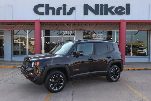 2023 Jeep Renegade Trailhawk 4WD photo