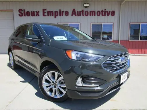2023 Ford Edge Titanium AWD photo
