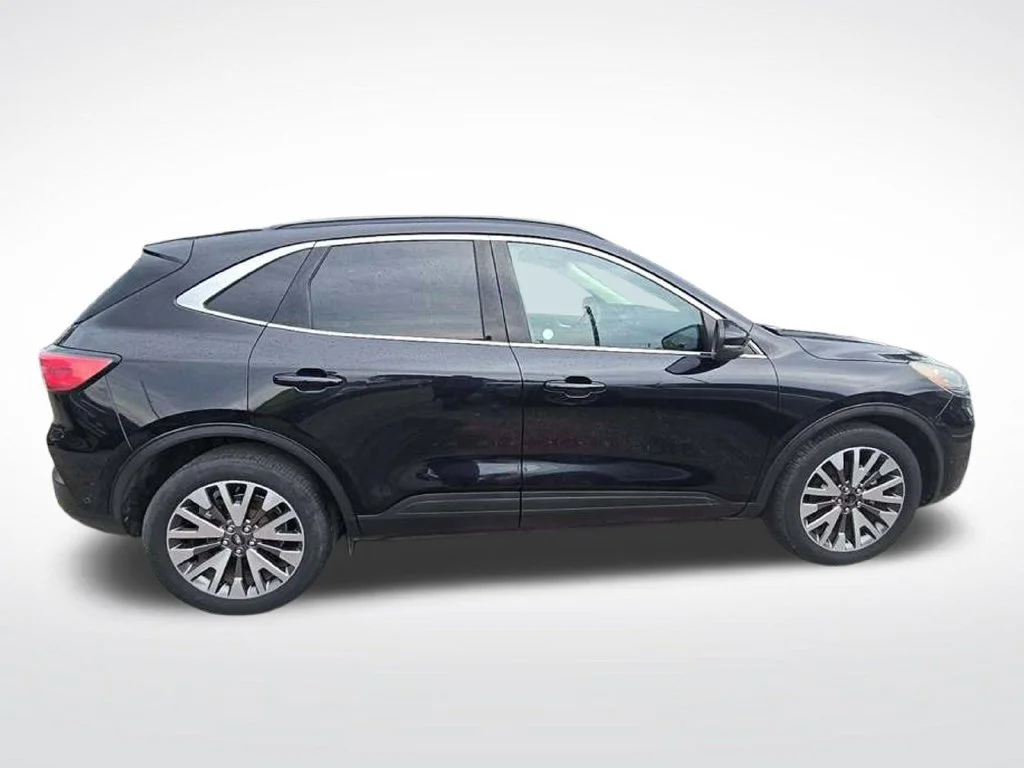 2020 Ford Escape Titanium AWD photo
