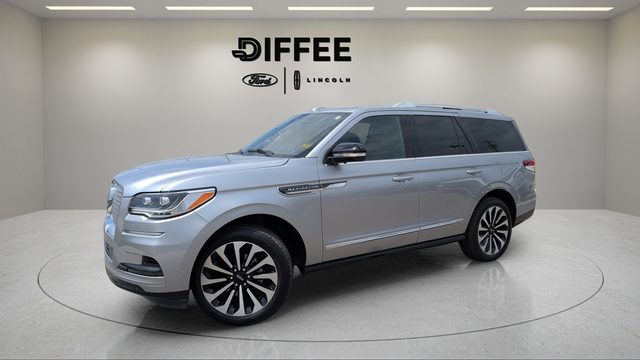 2022 Lincoln Navigator Reserve 4WD photo