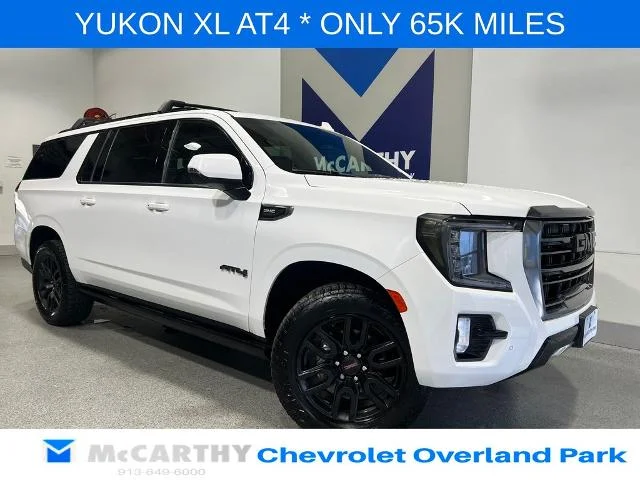 2022 GMC Yukon XL AT4 4WD photo