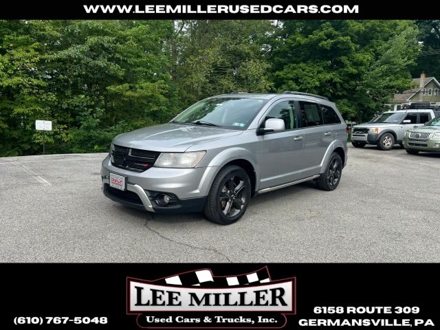 2020 Dodge Journey Crossroad FWD photo