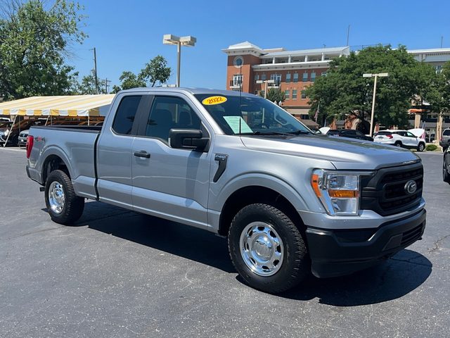 2022 Ford F-150 XL 4WD photo