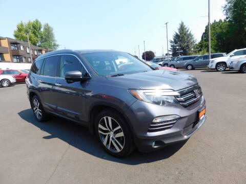 2016 Honda Pilot Touring AWD photo
