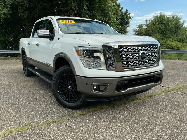 2018 Nissan Titan S 4WD photo