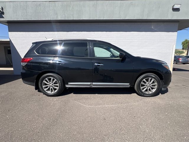 2015 Nissan Pathfinder SL FWD photo