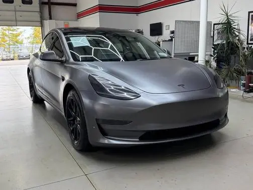 2022 Tesla Model 3 Long Range AWD photo