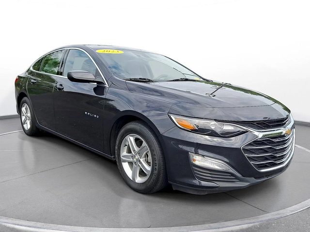 2023 Chevrolet Malibu LS FWD photo