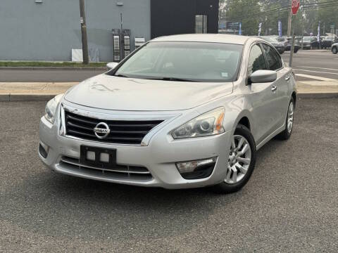 2015 Nissan Altima 2.5 S FWD photo