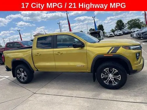 2023 GMC Canyon 4WD AT4 4WD photo
