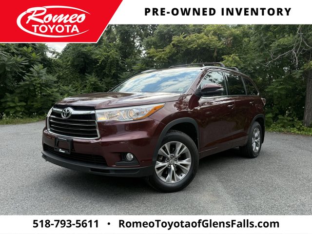 2015 Toyota Highlander XLE AWD photo