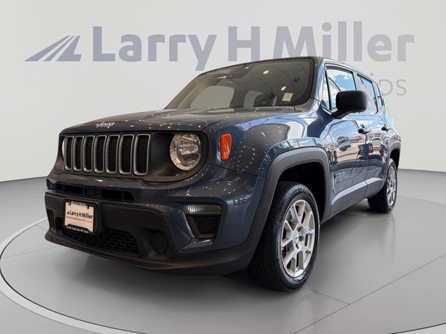 2023 Jeep Renegade Latitude 4WD photo