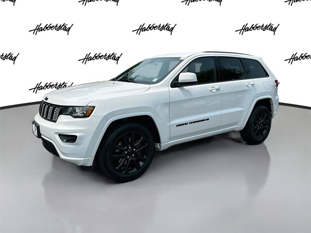 2022 Jeep Grand Cherokee Laredo X 4WD photo