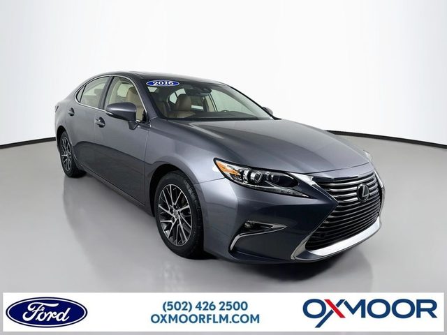 2016 Lexus ES  FWD photo