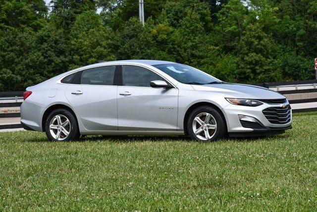 2022 Chevrolet Malibu LS FWD photo