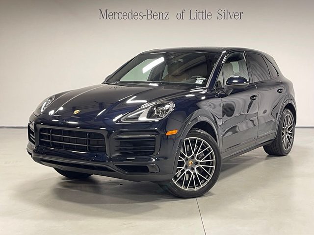 2023 Porsche Cayenne  AWD photo