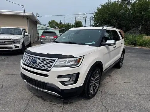 2017 Ford Explorer Platinum 4WD photo