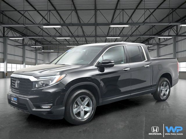 2023 Honda Ridgeline RTL-E AWD photo