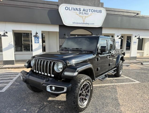2021 Jeep Gladiator Overland 4WD photo