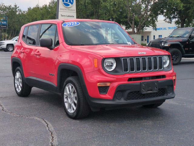 2023 Jeep Renegade Latitude 4WD photo