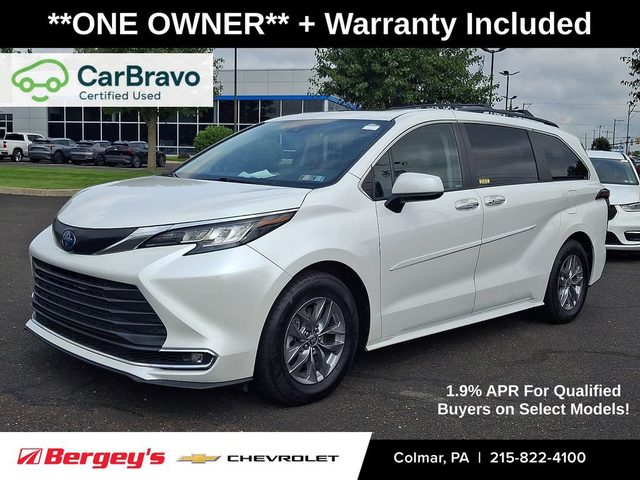 2023 Toyota Sienna XLE AWD photo