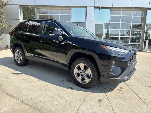 2023 Toyota RAV4 Hybrid LE AWD photo