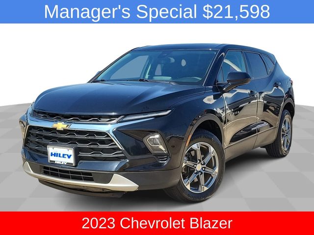 2023 Chevrolet Blazer LT FWD photo