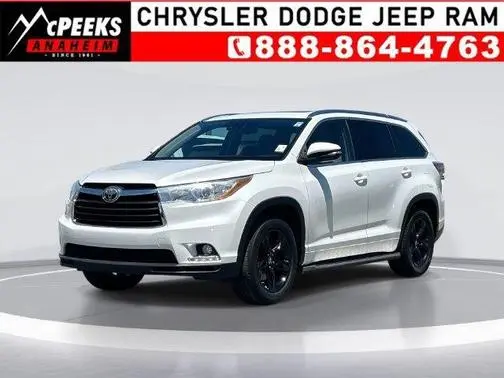 2016 Toyota Highlander Limited Platinum FWD photo