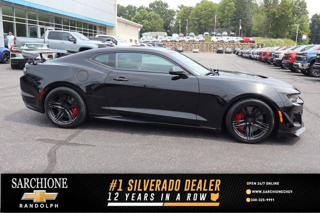 2022 Chevrolet Camaro ZL1 RWD photo