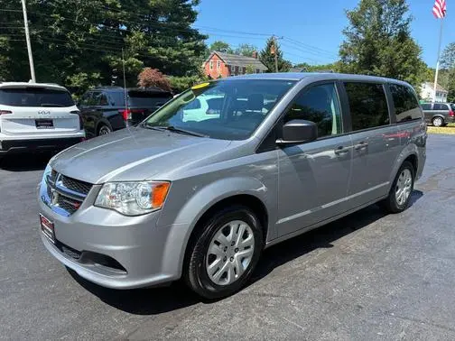 2019 Dodge Grand Caravan SE FWD photo