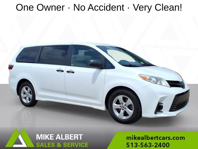 2020 Toyota Sienna L FWD photo
