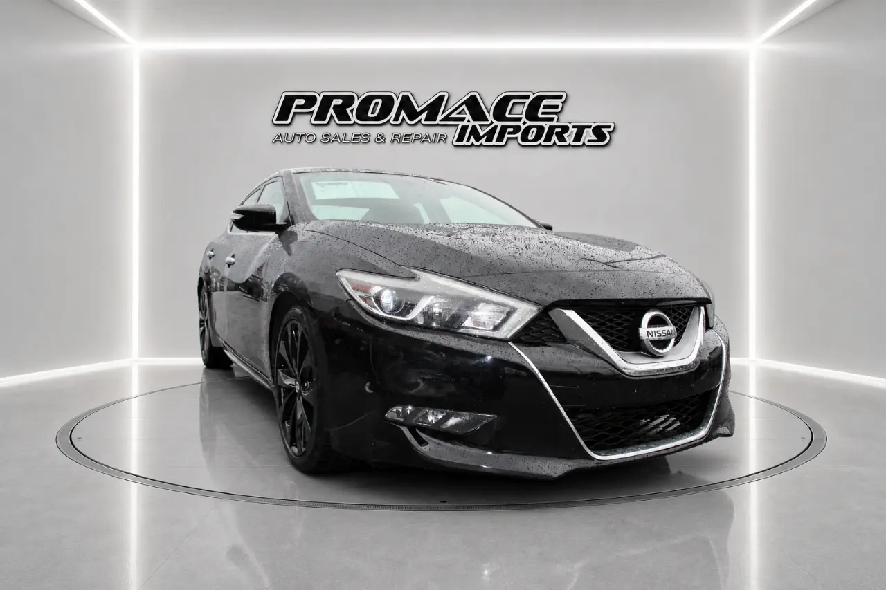 2017 Nissan Maxima SR FWD photo