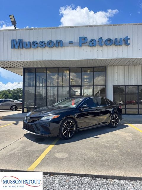 2020 Toyota Camry XSE FWD photo