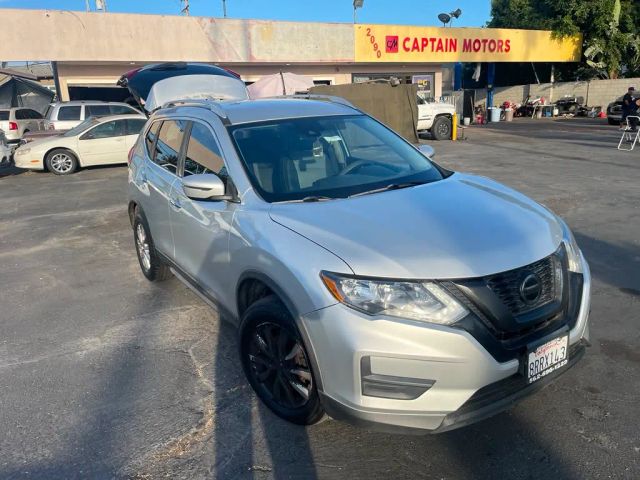 2020 Nissan Rogue SV AWD photo