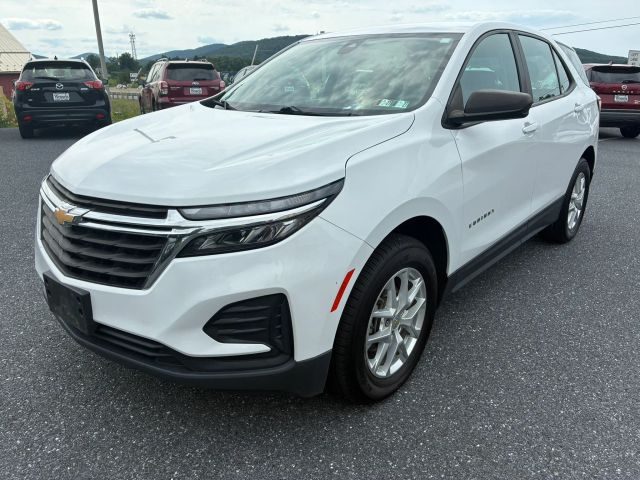 2022 Chevrolet Equinox LS AWD photo