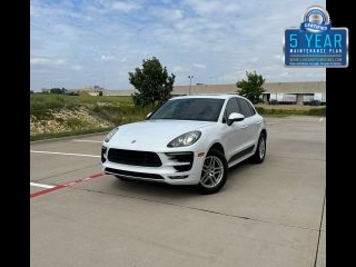 2018 Porsche Macan  AWD photo