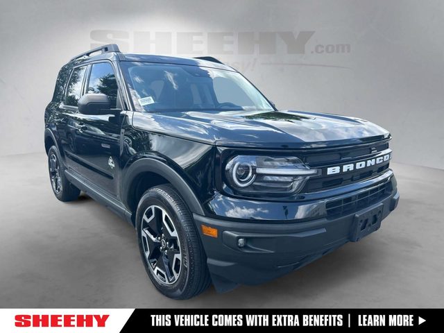 2023 Ford Bronco Sport Outer Banks 4WD photo